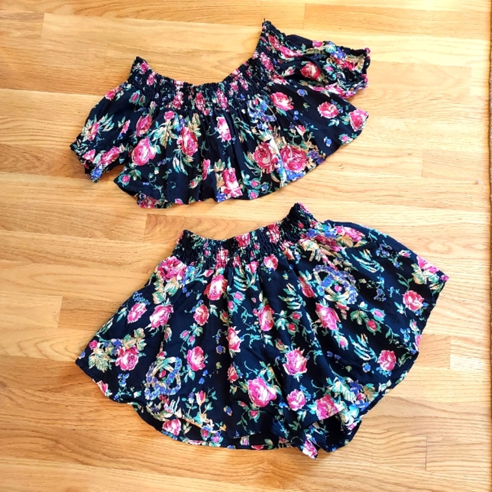 Free People Floral Ruffle Short Set Size Small Petite